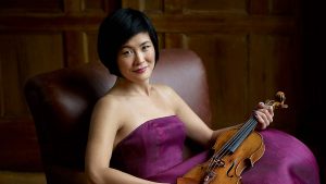 Violinist Jennifer Koh